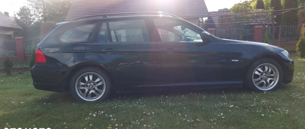 BMW Seria 3 cena 19500 przebieg: 227006, rok produkcji 2009 z Reda małe 22